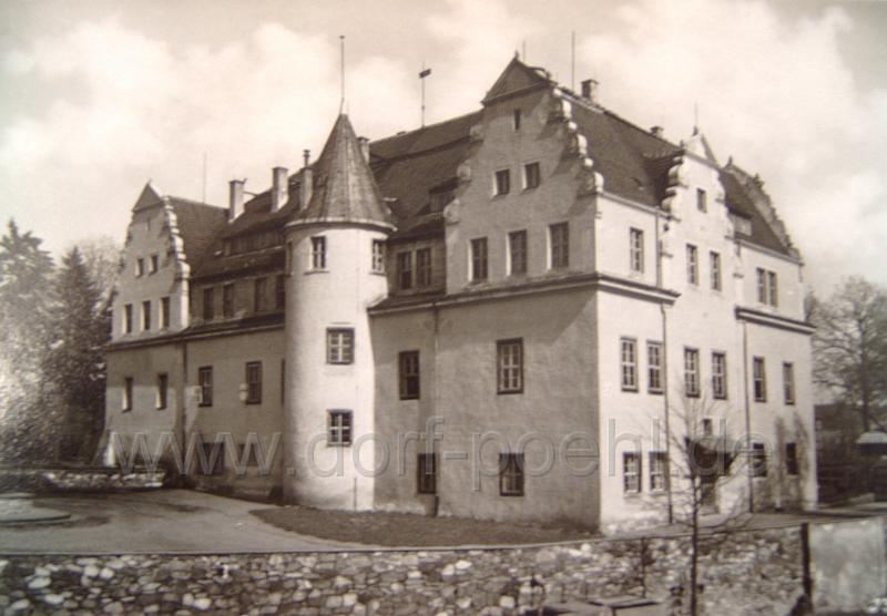 S4100006n.jpg - Schloss vom Hof aus gesehen